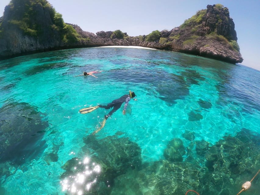 Krabi : Koh Rok And Koh Ha One Day Trip by Speed boat with Lunch
