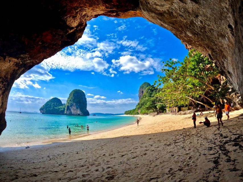 Krabi : 4 Islands Tour by Longtail Boat with Lunch