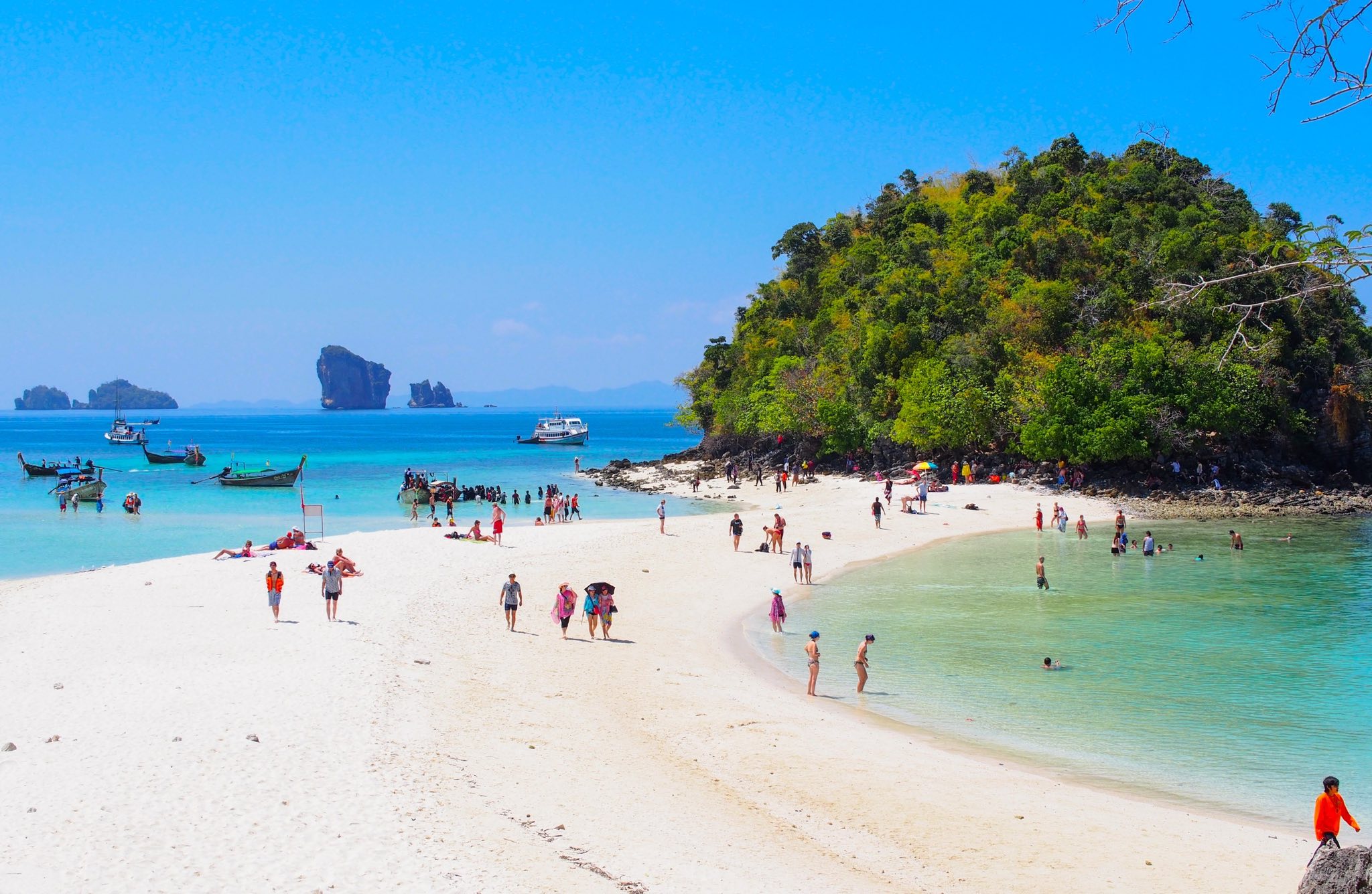 Krabi : 4 Islands Tour by Longtail Boat with Lunch