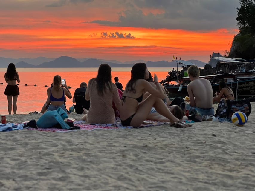 Krabi : Phi Phi Islands Maya Bay + Sunset 4 Island by Speedboat with Lunch