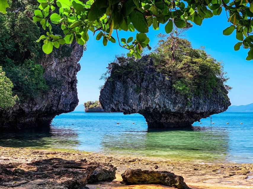 Krabi : Hong Islands Tour by Speedboat with Lunch