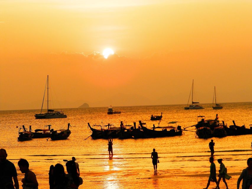 Krabi : 7 Islands Sunset Tour with BBQ Dinner and Snorkeling by Longtail Boat