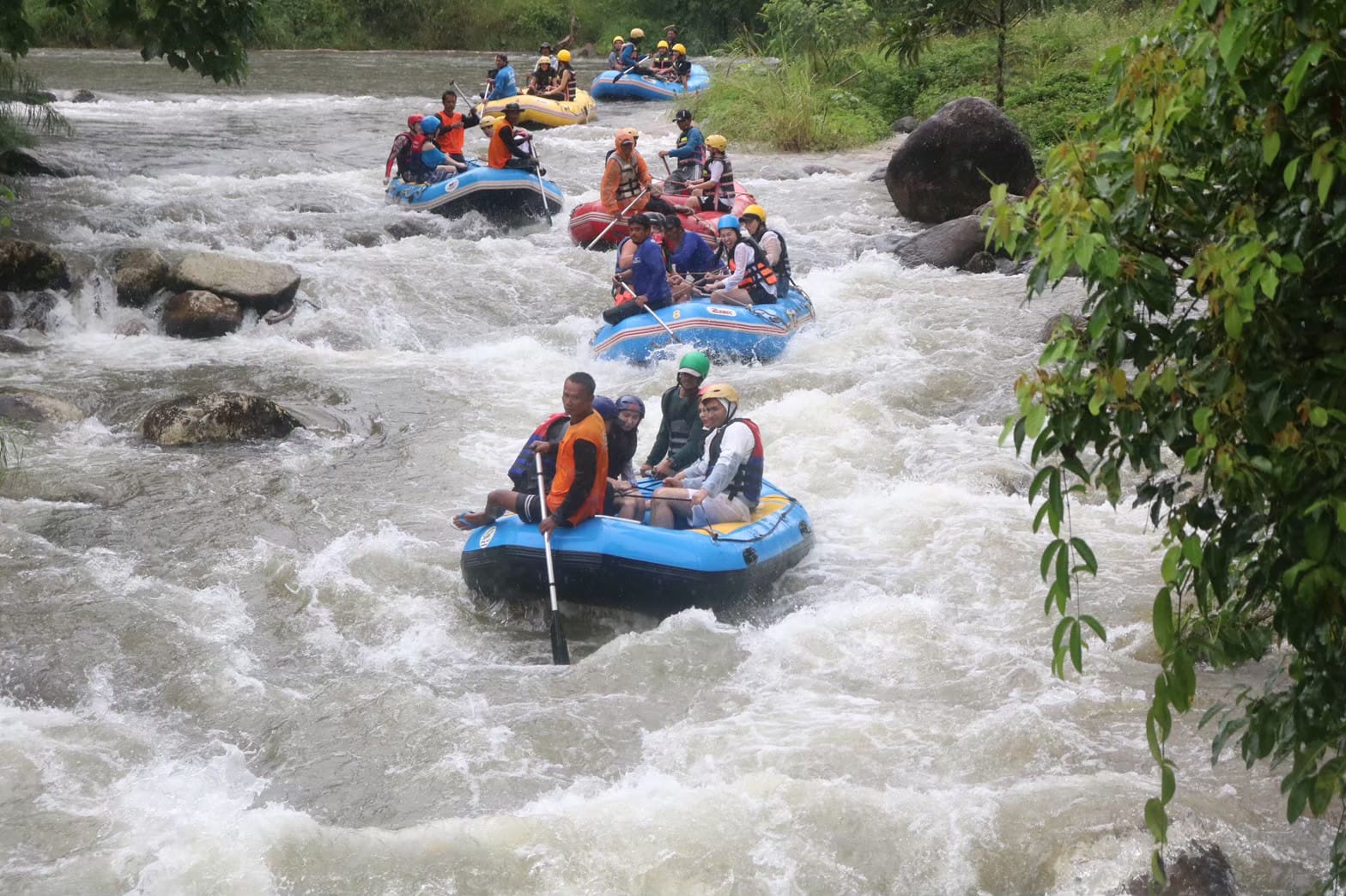 Krabi : White Water Rafting, Waterfall and Suwankuha Temple