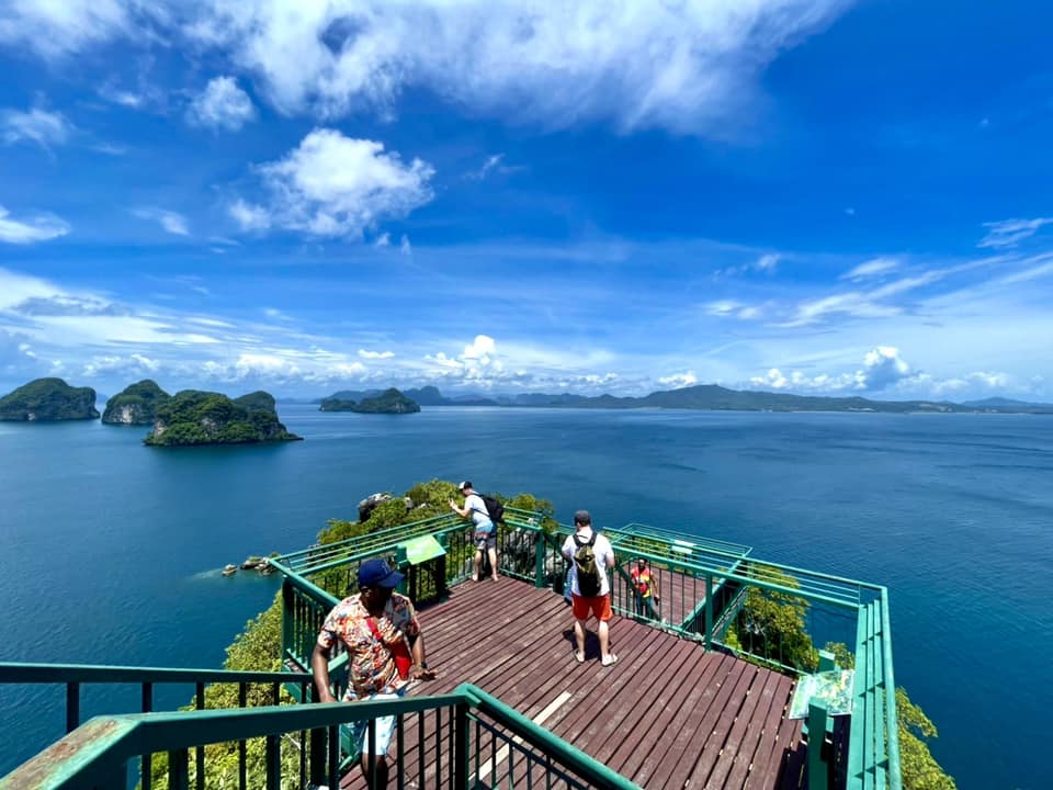 Krabi : Hong Islands Tour by Speedboat with Lunch