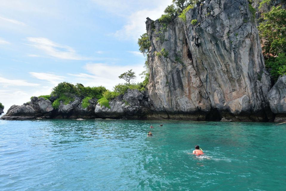 Krabi : 7 Islands Sunset Tour with BBQ Dinner and Snorkeling by Longtail Boat