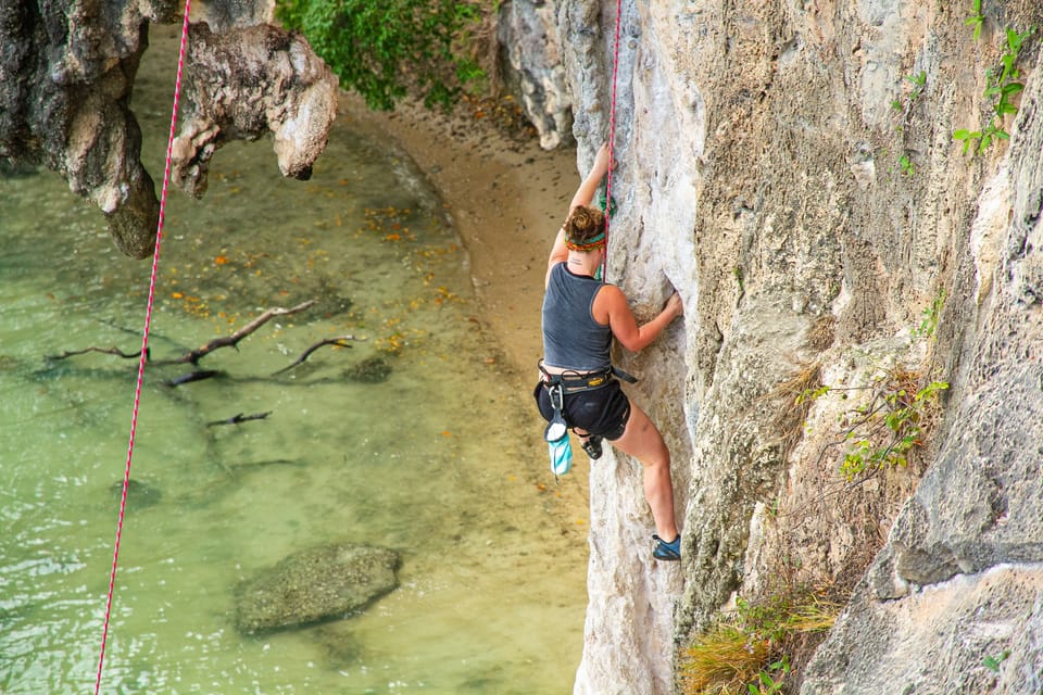 Krabi : Rock Climbing Course Full-Day / Half-Day at Railay Beach by King Climbers