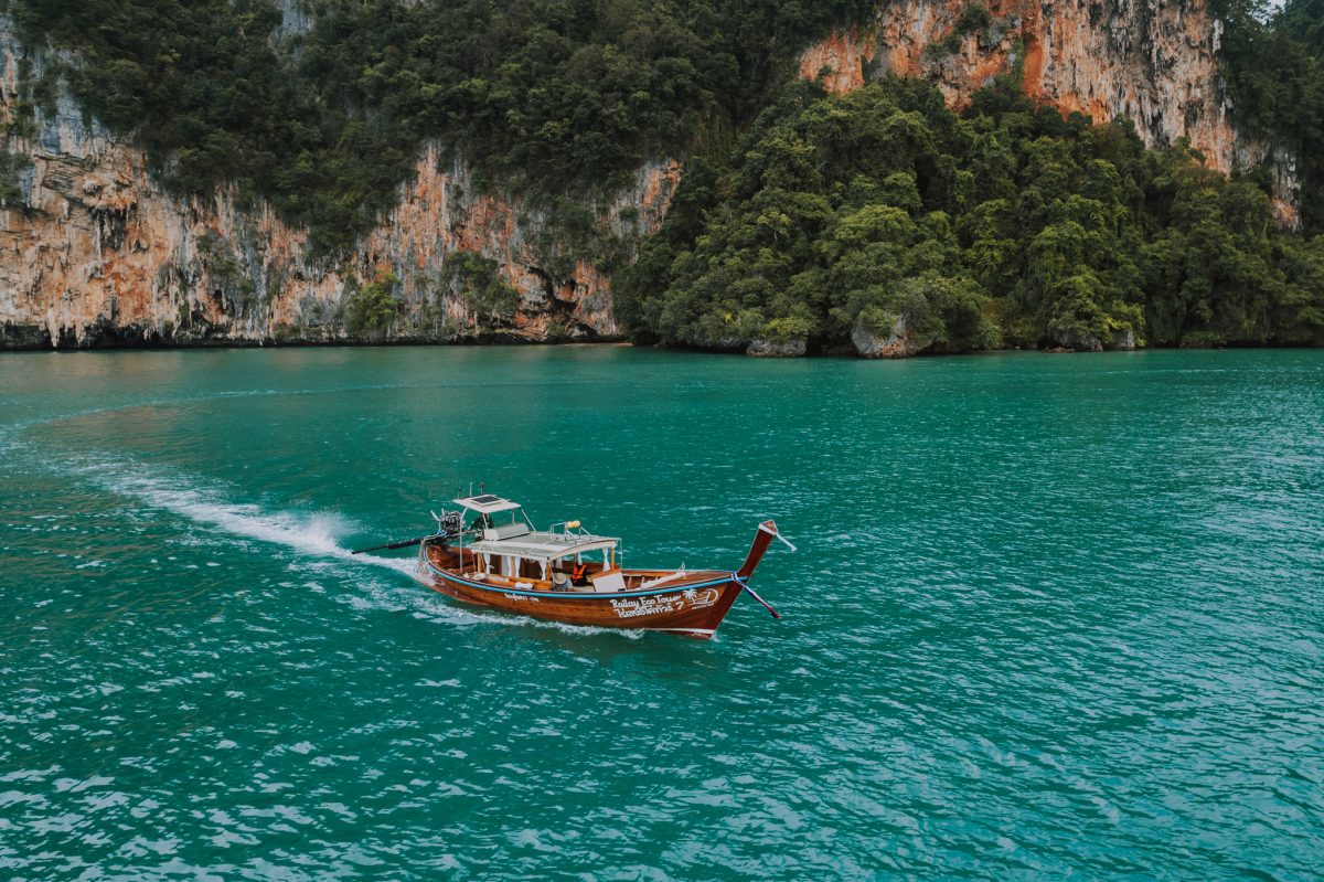 Krabi: 4 ISLANDS SUNSET Semi-Luxury Longtail Joining Group / 13.00-18.30 hrs.
