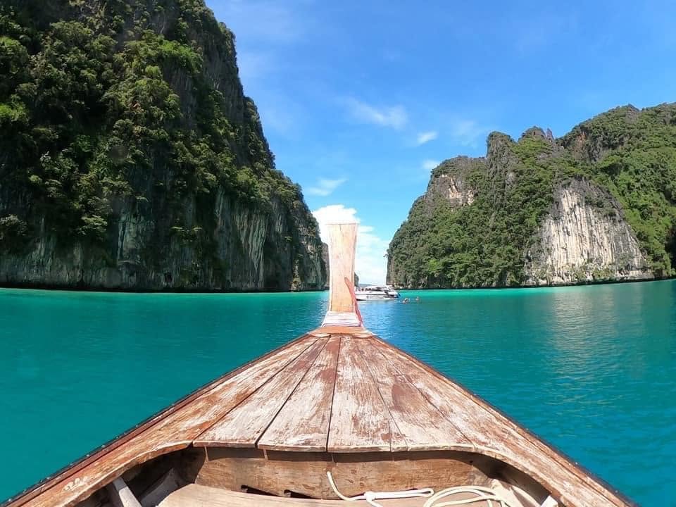 [From Phuket]: Phi Phi Cruiser – Phi Phi Island One Day Trip