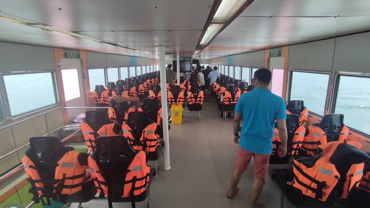 [From Phuket]: Phi Phi Cruiser – Phi Phi Island One Day Trip