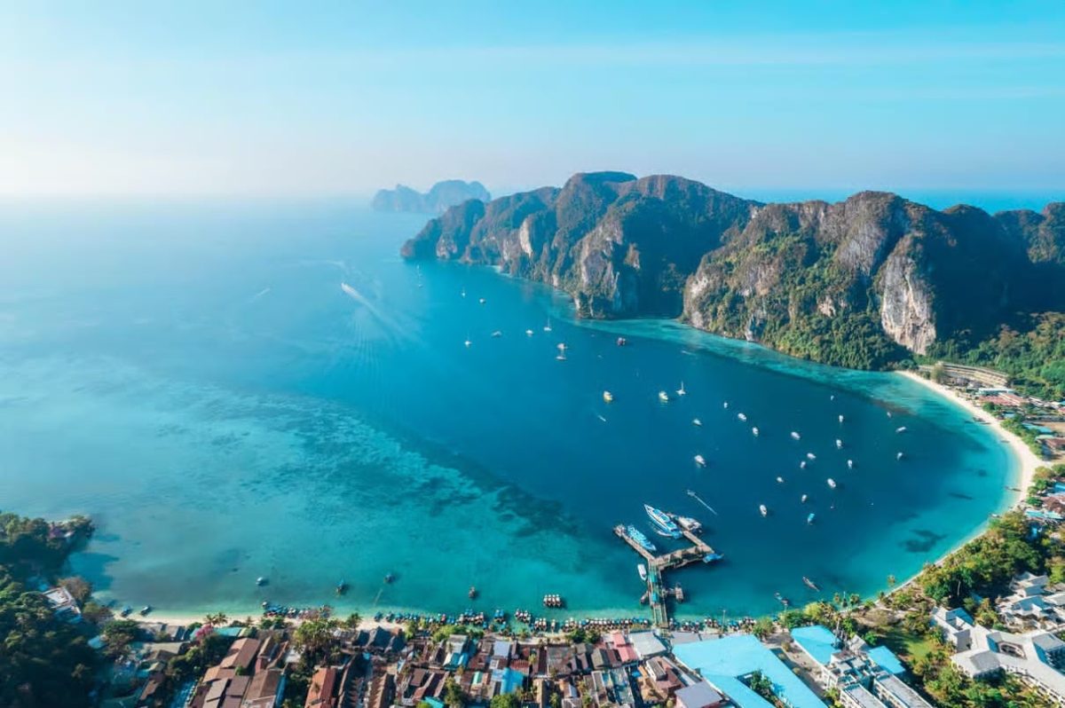 [ From Phuket ] : Day Trip Phi Phi Islands by Cruise