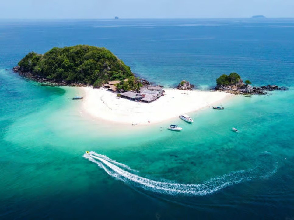 Phuket: 3 Khai Islands Relax & Snorkeling Half Day Tour